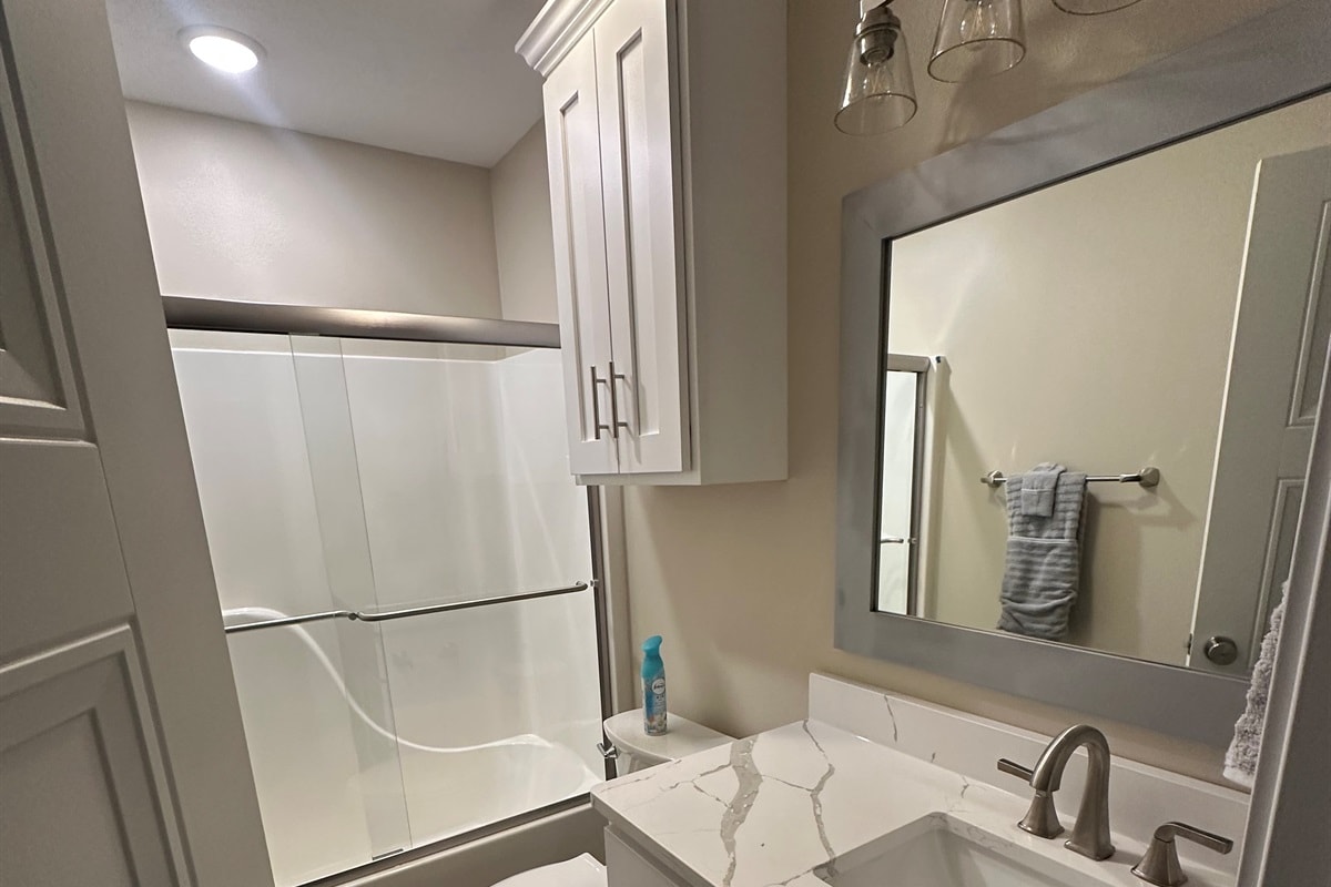 Guest Bathroom